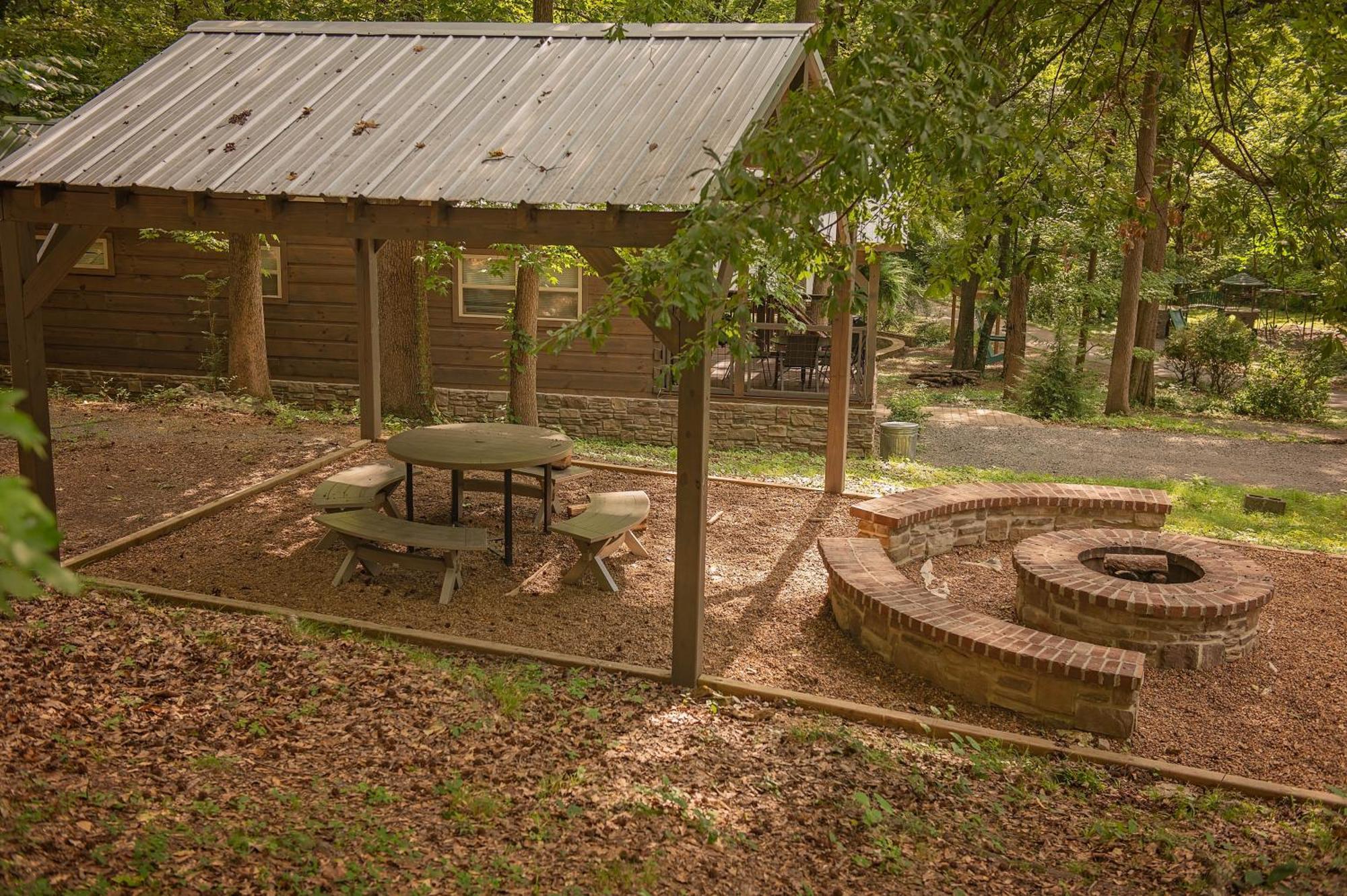 Martha Cabin Tiny Cabin By Downtown Chattanooga Exterior photo